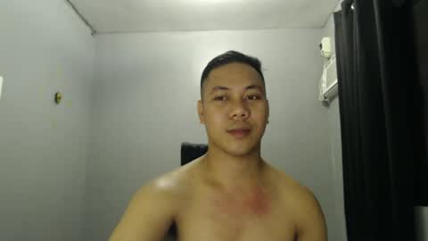Snapshot of hottie_kyle69 chatting on 30, 5, 2026 hottie_kyle69 online show from 30, 5, 2026