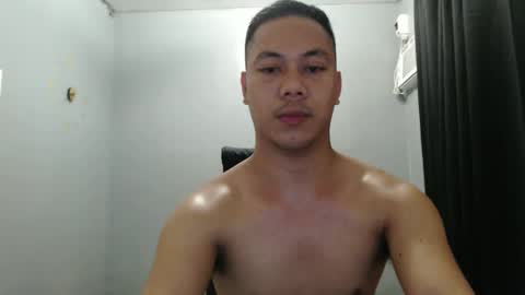Snapshot of hottie_kyle69 chatting on 31, 5, 2026 hottie_kyle69 online show from 31, 5, 2026