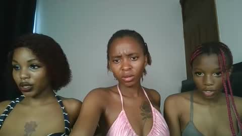 Snapshot of hottie_mistie chatting on 13, 4, 2026 hottie_mistie online show from 13, 4, 2026