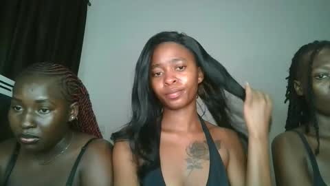 Snapshot of hottie_mistie chatting on 16, 4, 2026 hottie_mistie online show from 16, 4, 2026