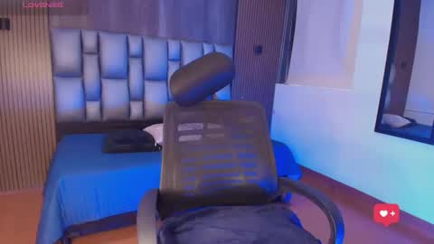 Juls online show from 4, 5, 2026