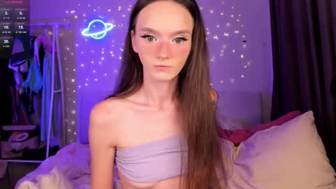 Snapshot of hottiesteverly chatting on 18, 9, 2025 Jane online show from 18, 9, 2025