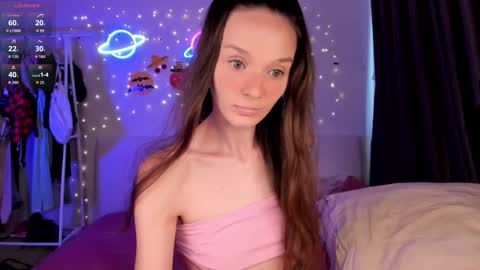 Snapshot of hottiesteverly chatting on 6, 11, 2025 Jane online show from 6, 11, 2025