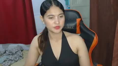 hottiqueeny online show from 4, 12, 2024