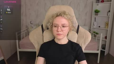 Snapshot of hottokori chatting on 25, 5, 2026 Kori online show from 25, 5, 2026