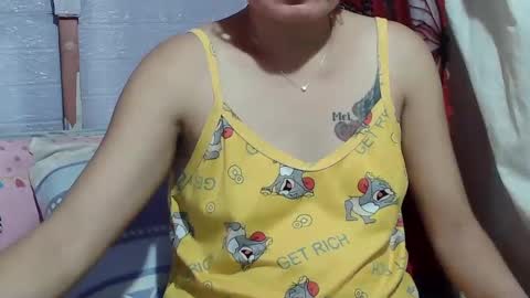 Snapshot of hottpinayz chatting on 4, 1, 2025 hottpinayz online show from 4, 1, 2025