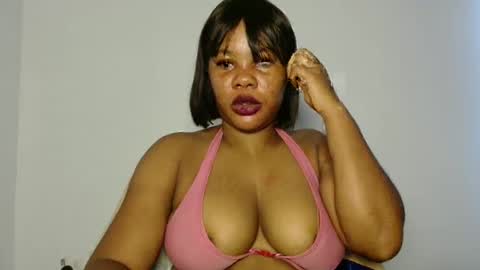 hotty_lora889 online show from 17, 4, 2026