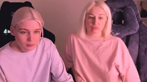 Nessie and Jessie online show from 27, 1, 2025