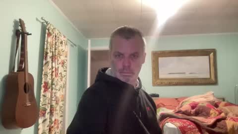 Snapshot of howlingatnothing chatting on 18, 2, 2025 howlingatnothing online show from 18, 2, 2025