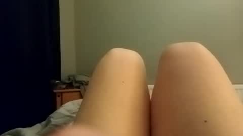 hrnybbwgurrll1993 online show from 4, 12, 2025