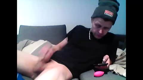 hubikush22 online show from 3, 1, 2025