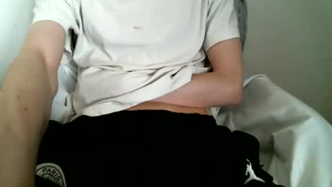 Keanu online show from 31, 10, 2025