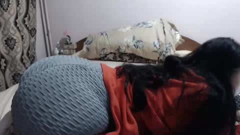 hugeassdevil online show from 4, 10, 2025