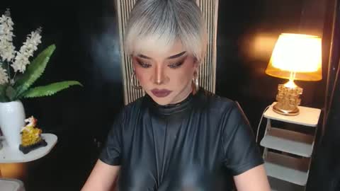 Christine online show from 28, 4, 2026