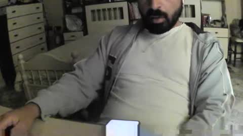 Snapshot of hugeveiny chatting on 29, 4, 2026 hugeveiny online show from 29, 4, 2026