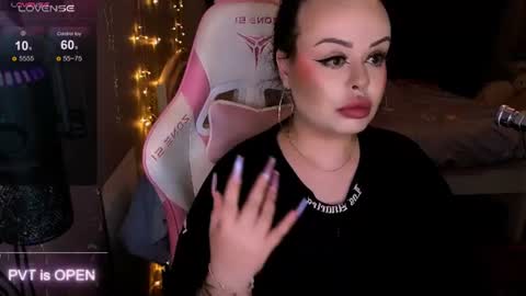 Snapshot of huggy_og chatting on 6, 7, 2026 Maddison online show from 6, 7, 2026