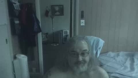 lonely huggy bear online show from 4, 4, 2026