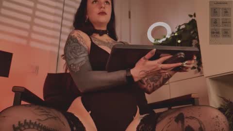 Mika online show from 9, 1, 2026