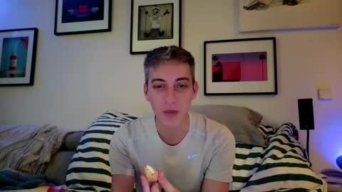 Hugo online show from 3, 2, 2025