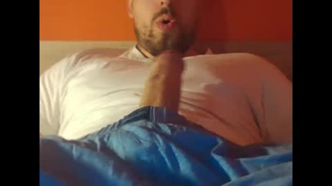 hugothewood1001 online show from 1, 12, 2024