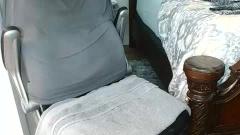 hung74u online show from 21, 11, 2025