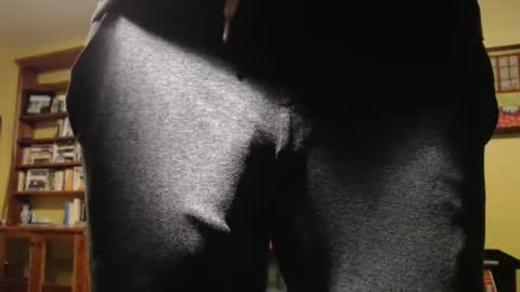 Snapshot of hung_hot_fit10 chatting on 3, 12, 2025 Big uncut cock dripping online show from 3, 12, 2025