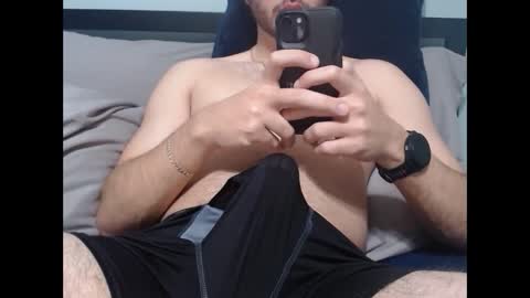 Snapshot of hungchungus420 chatting on 31, 1, 2025 HungChungus420 online show from 31, 1, 2025