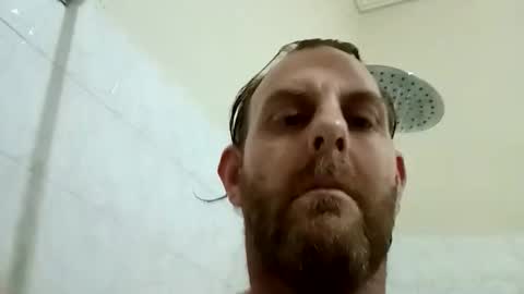 Snapshot of hunglong8 chatting on 4, 3, 2025 hunglong8 online show from 4, 3, 2025