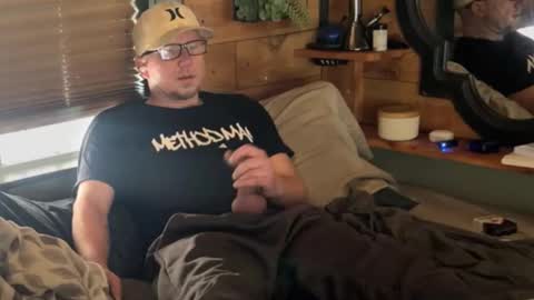 Snapshot of hungsingledad79 chatting on 26, 12, 2024 HuingsingleDad79 online show from 26, 12, 2024