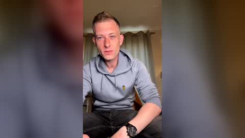 Snapshot of hungteasex chatting on 16, 4, 2026 HungTeaseX online show from 16, 4, 2026