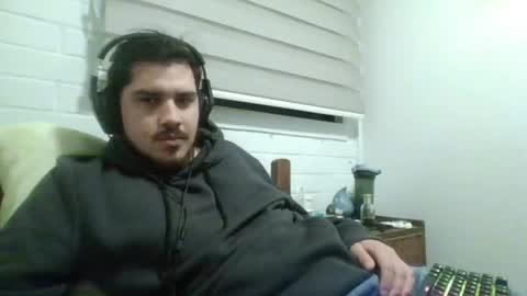 Snapshot of hungweeb chatting on 14, 4, 2026 Rod online show from 14, 4, 2026