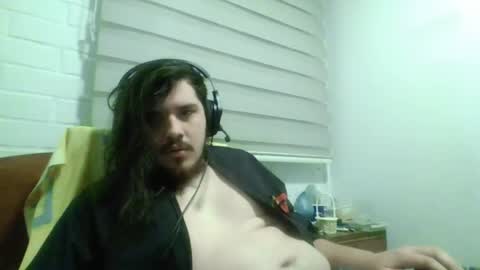 Snapshot of hungweeb chatting on 28, 4, 2026 Rod online show from 28, 4, 2026