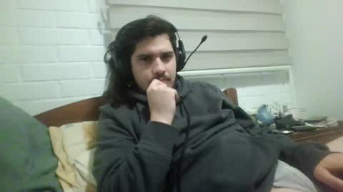 Snapshot of hungweeb chatting on 6, 5, 2026 Rod online show from 6, 5, 2026