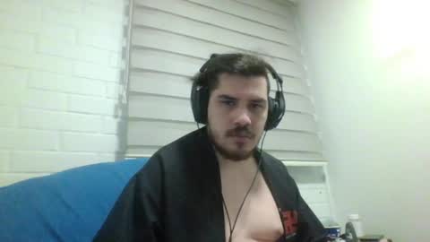Snapshot of hungweeb chatting on 27, 5, 2026 Rod online show from 27, 5, 2026