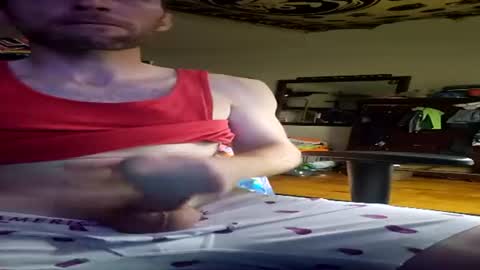 Snapshot of hungwell2111 chatting on 21, 7, 2026 hungwell2111 online show from 21, 7, 2026