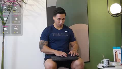 hunk_ryan online show from 17, 2, 2025