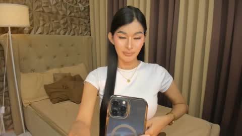 hunkhomerontop online show from 19, 11, 2025