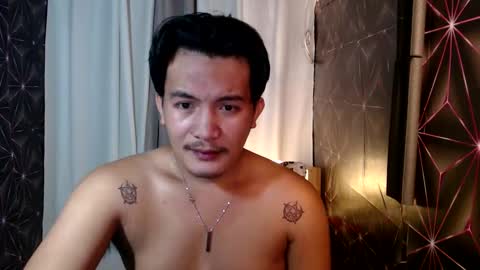 hunkylloyd online show from 30, 12, 2024