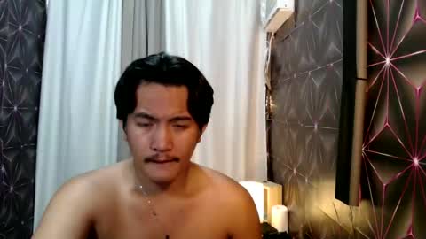 hunkylloyd online show from 10, 2, 2025