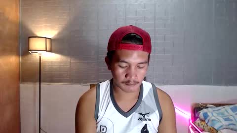 hunkylloyd online show from 2, 3, 2026