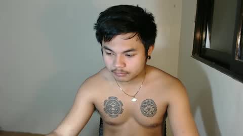 Snapshot of hunkyzeus chatting on 5, 1, 2025 hunkyzeus online show from 5, 1, 2025