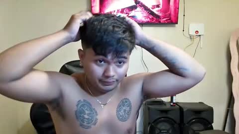 hunkyzeus online show from 20, 4, 2026