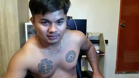 hunkyzeus online show from 24, 4, 2026