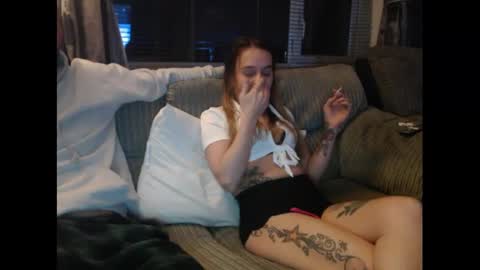 Snapshot of hunterandesme chatting on 19, 1, 2025 HunterandEsme online show from 19, 1, 2025