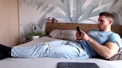 Hunter Bridges online show from 9, 2, 2025