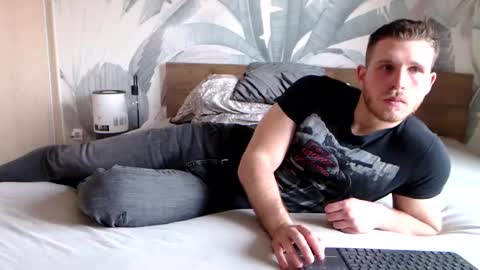 Hunter Bridges online show from 9, 3, 2025