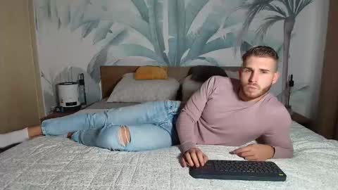 Hunter Bridges online show from 9, 10, 2025