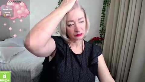 Snapshot of hunters_woman chatting on 7, 11, 2025 Irena online show from 7, 11, 2025