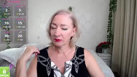 Snapshot of hunters_woman chatting on 9, 11, 2025 Irena online show from 9, 11, 2025