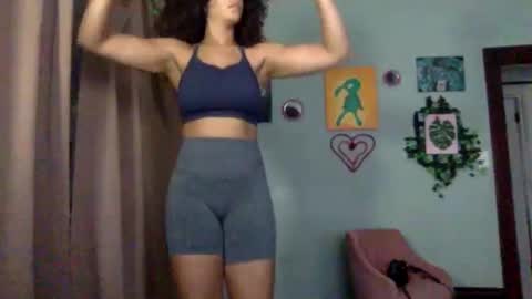 Snapshot of hunyybunz chatting on 24, 12, 2024 Goddess Hunyy online show from 24, 12, 2024